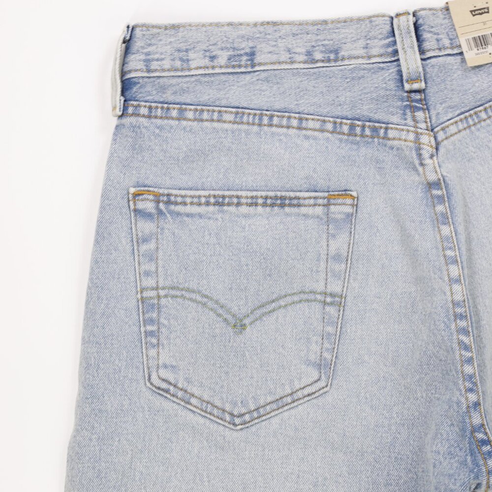 Levi's 501 Men's Original Fit Hemmed 9" Denim Button Fly Shorts Light Blue 31X9 - Picture 7 of 10